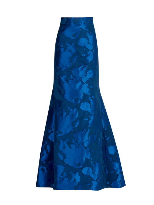 A high waist Tirene Skirt Navy with a floral pattern.